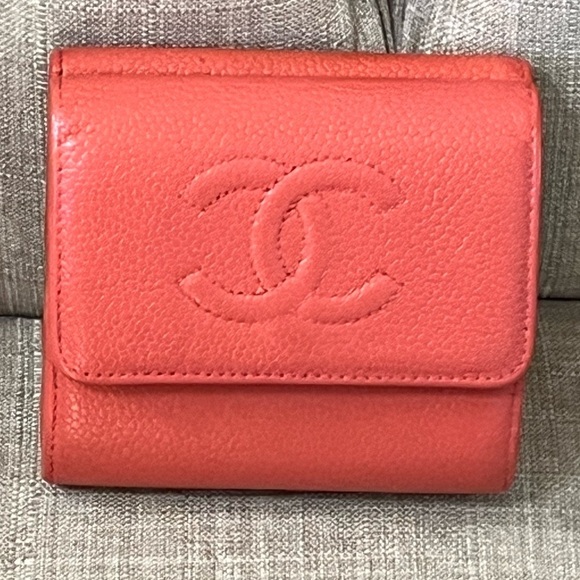 CHANEL Handbags - CHANEL CC caviar multi bi- fold wallet vintage